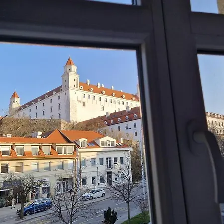Apartment Near Castle